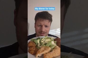 My dinner for today chicken, salad and a sauce. #foodlover #lunch #dinner #salad #chicken