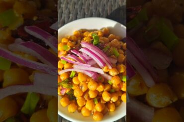 High Protein Kabuli Chana Salad | Healthy Breakfast Recipe or light meal l Easy Kabuli Chana Salad