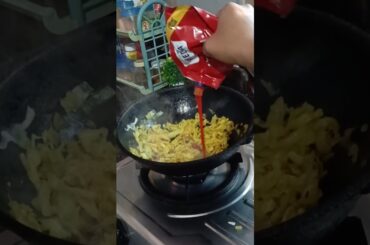 *Bachho ka favourite Lunch* #cooking #food #nishakitchen #subscribe #recipe #nishakitchen #lunchbox