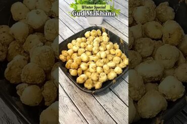 Gud Makhana | Healthy Prasad Wala Sweet Snack | Jaggery Makhana Recipe | Kitchen Mastani #shorts