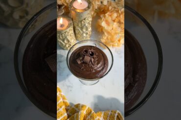 5-Minute Healthy Dessert | Avocado Chocolate Mousse