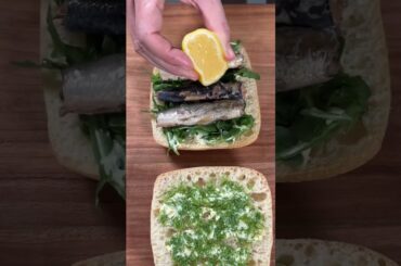Best Crispy Sardines Sandwich Recipe | Easy Tinned Fish