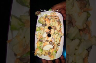 #fresh & filling salad ...