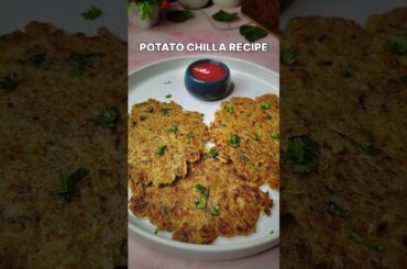Potato Chilla Recipe | Crispy Aloo Cheela | Healthy Breakfast Idea | Quick Snack | #shorts
