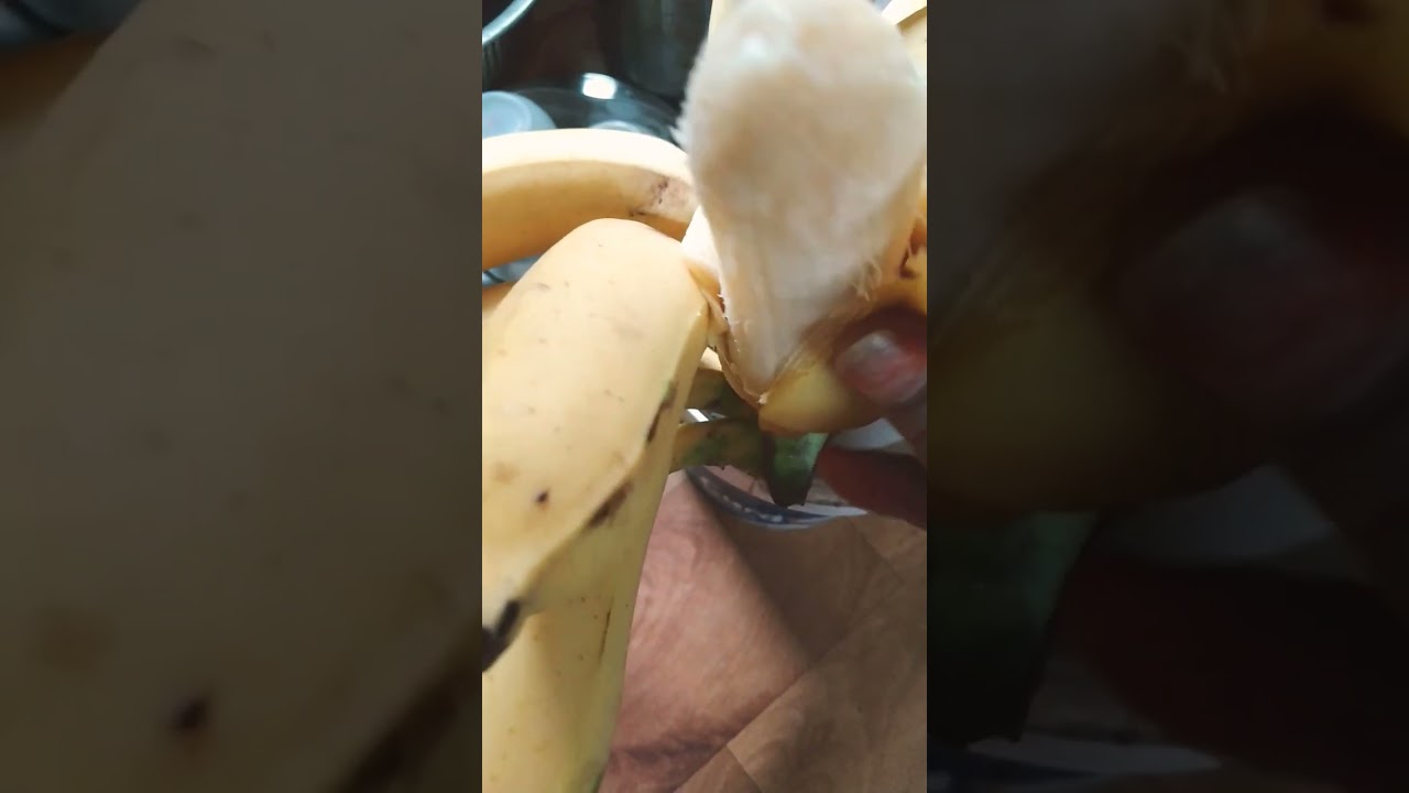 eating banana at night actually # healthy food eating banana at night actually # healthy food