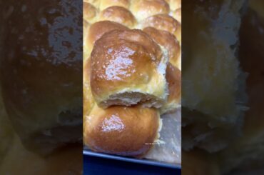 These Fluffy Sweet Potato Rolls Are Dangerously Good #baking #foodie #viral
