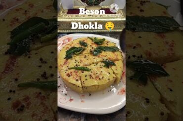 Soft & Spongy Besan Dhokla | Instant Khaman Recipe | Healthy Snack #shorts#viral #trending