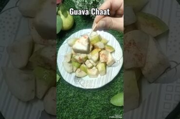 chaat #guava #winterspecial #trending #recipe #snacks #healthy #indianfood #fruit #video #amrud #yt