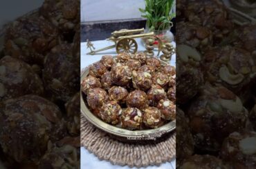 Khajur Laddu Recipe | Healthy Dates Laddu | No Sugar Energy Balls |#ytshorts