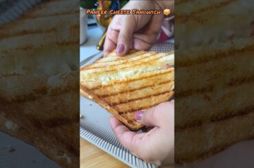 Cheesy Paneer Sandwich #Paneer veggies Sandwich recipe#healthy Paneer sandwich#cheese Paneer toast
