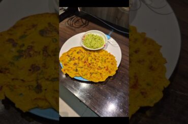 Besan Chila Recipe | Healthy Breakfast Recipe #Shorts #YouTubeShorts #ViralVideo #Trending #Homemade