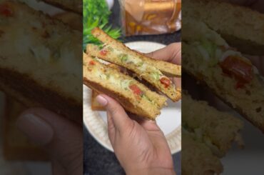 Avocado Sandwich on Brown Bread | Easy & Healthy Breakfast Recipe | #breakfast | #shorts |