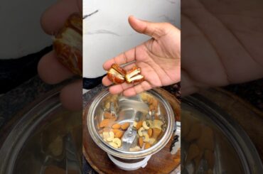 Healthy Weight Gain Magic Banana & Nuts #proteinshake