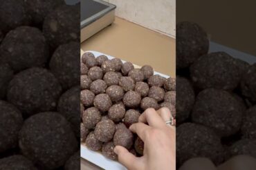 #short No sugar no jaggery healthy protein laddu recipe #somyaskitchen