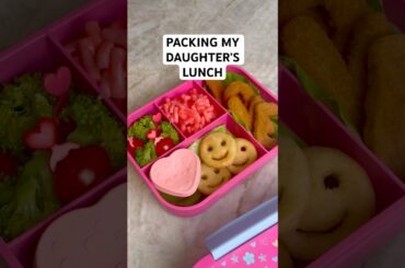 Packing A Valentines Lunch for Daughter #valentinesday #lunchideas #bentobox #momlife #schoollunch
