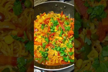 Noodles Without Sauce | Testy & Healthy Noodles #trending #food #viral #recipe #cooking #ytshorts