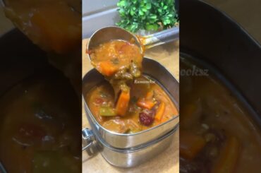 Lunch recipe:Rice and Veg kulambu | omelette n cake #shortsfeed #lunchbox #lunchideas