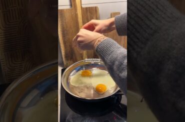 Very delicious Christmas present #avocadotoast #lunchideas #healthylunch #healthylifestyle