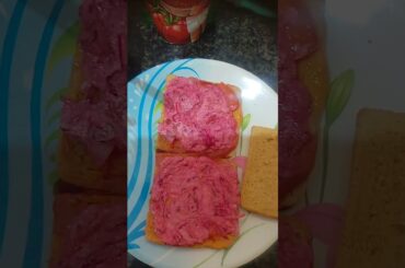 kids ka liya banaya tasty and healthy suji bread and vegetables  sandwich