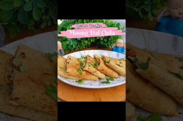 Quick& Healthy breakfast recipes |Moong Dal Cheela #shorts #youtubeshorts #shortvideo