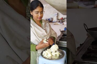 Aalu gobhi matar ki sabji se banaya kuch nya #minivlog #shorts #shortsfeed #youtubeshorts #trending