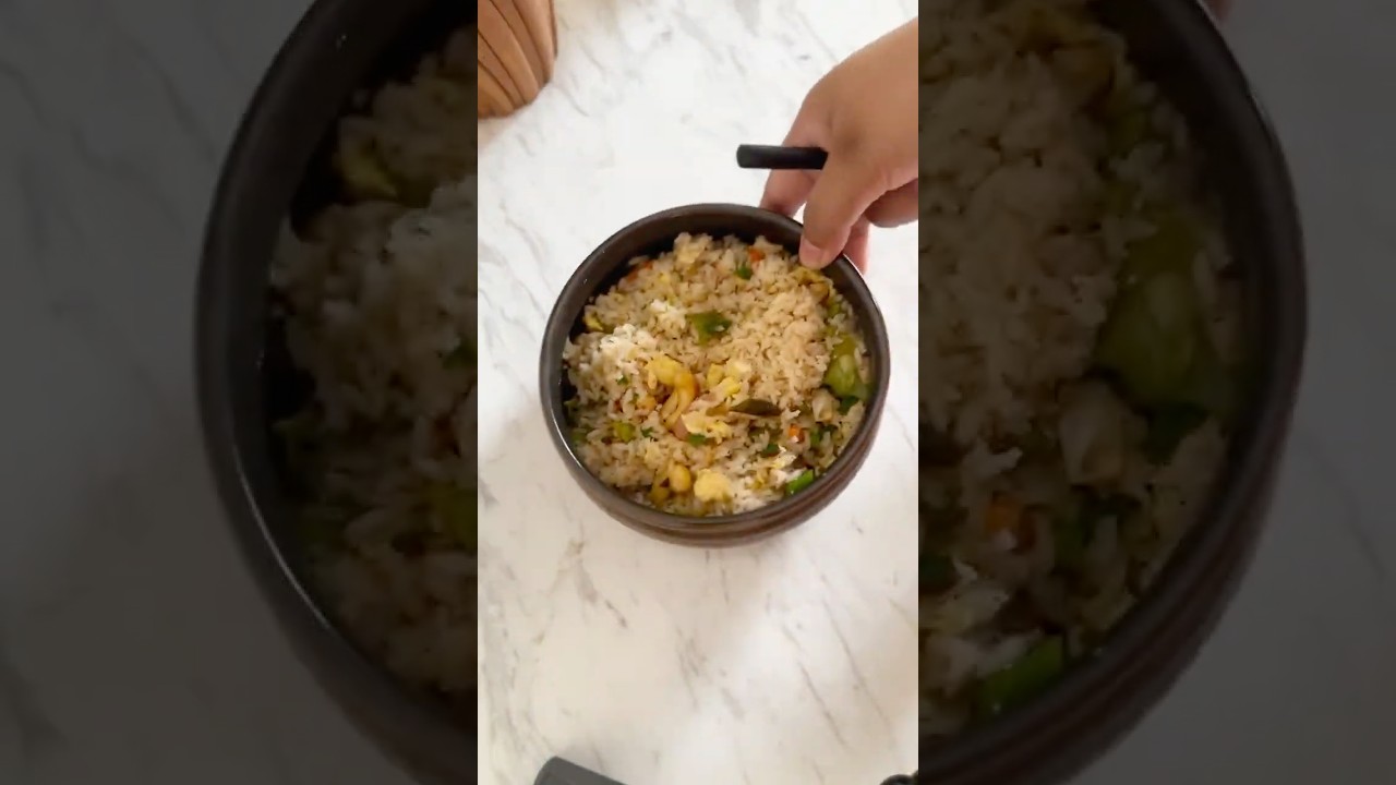Healthy Veg Fried Rice Recipe | Oil Free & Weight Loss Friendly #HealthyFood #FriedRice Healthy Veg Fried Rice Recipe | Oil Free & Weight Loss Friendly #HealthyFood #FriedRice