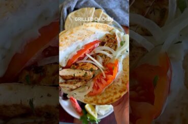 Grilled Chicken Pita WrapsJuicy grilled chicken, warm pita bread, and all the fresh Mediterranea