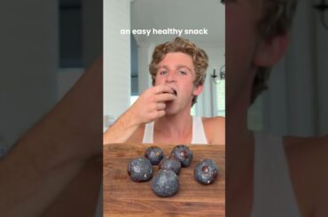 Healthy Cookie Monster bites! #oats #recipe #cooking #healthy