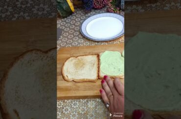 Healthy paneer Chatni Sandwich Recipe #tiffinboxideas #shorts #sandwich #tiffinboxideas#support me