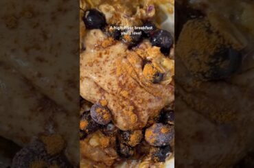 High fiber breakfast meal prep: Blueberry banana bread overnight oats
