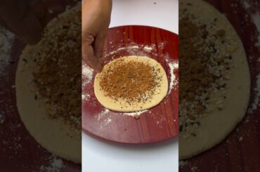 Winter Special Til Gud Paratha Recipe | Sesame Jaggery Paratha | Healthy Winter Breakfast #shorts