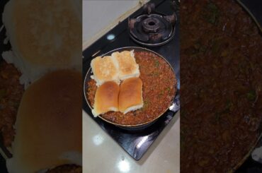 Masala Pav quick & easy evening snacks #shorts #eveningsnacks #streetfood #spiceupflavourskitchen