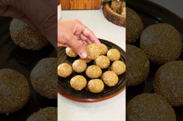 Makar Sankranti Til Gur Ladoo #sesame #ladoo #shorts #trending #viral