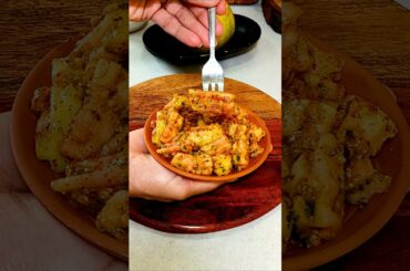 Chatpati Guava Chaat Recipe!!! #amrood #chaat #shorts #trending #viral