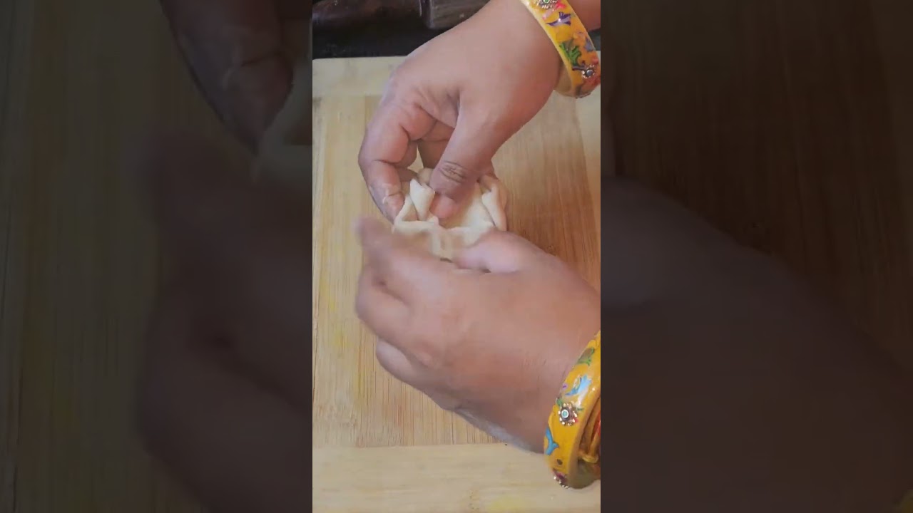 Try this amazing recipe || Bhujiya Paratha || Sev Paratha #shorts #viral #trending Try this amazing recipe || Bhujiya Paratha || Sev Paratha #shorts #viral #trending