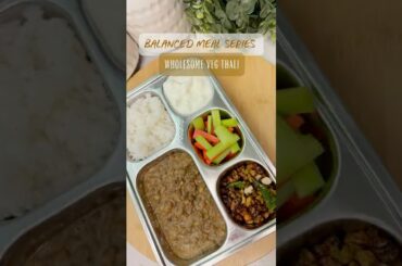 What a Balanced Indian Vegetarian Lunch Thali Looks Like | Healthy Home Meal #vegetarian #indianfood