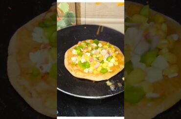 Healthy Pizza On Tawa#shorts #kidsfood #trending #food #recipe #pizza #youtubeshorts #ytshortsindia