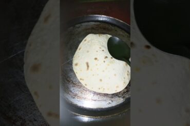 Roti #roti #shorts #shortsfeed #food #trending #viral #cooking