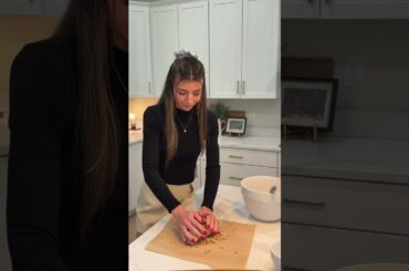 Healthy Copycat No Bake Strawberry Nutri-grain Bars | cookingkatielady.com