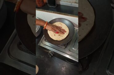 Roti fulane ka sehi tarika #roti #ytshorts #flatbread #chapati #information #healthy #phulka