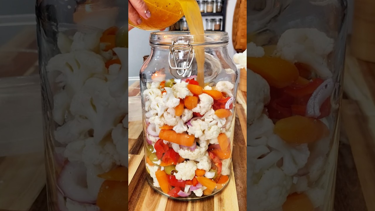 Crunchy Marinated Veggies I Keep in the Fridge All Week (Healthy Snack!) #shortsvideo#healthyrecipes Crunchy Marinated Veggies I Keep in the Fridge All Week (Healthy Snack!) #shortsvideo#healthyrecipes