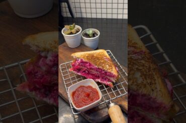 Paneer sandwich | Easy to make healthy sandwich |#paneersandwichrecipe #recipe #shorts #cooking#food