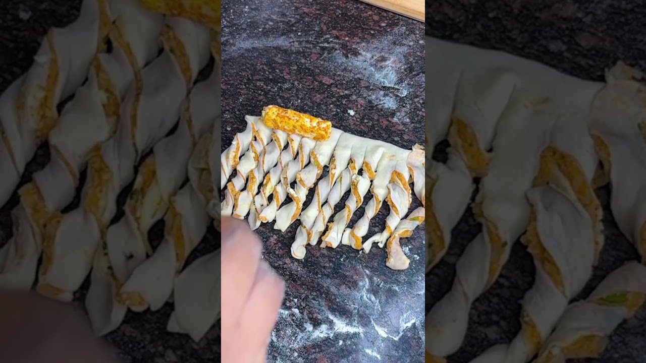 Twisted samosa #shorts #viral #shortsviral #recipe #youtubeshorts #cooking #foodie #samosa Twisted samosa #shorts #viral #shortsviral #recipe #youtubeshorts #cooking #foodie #samosa