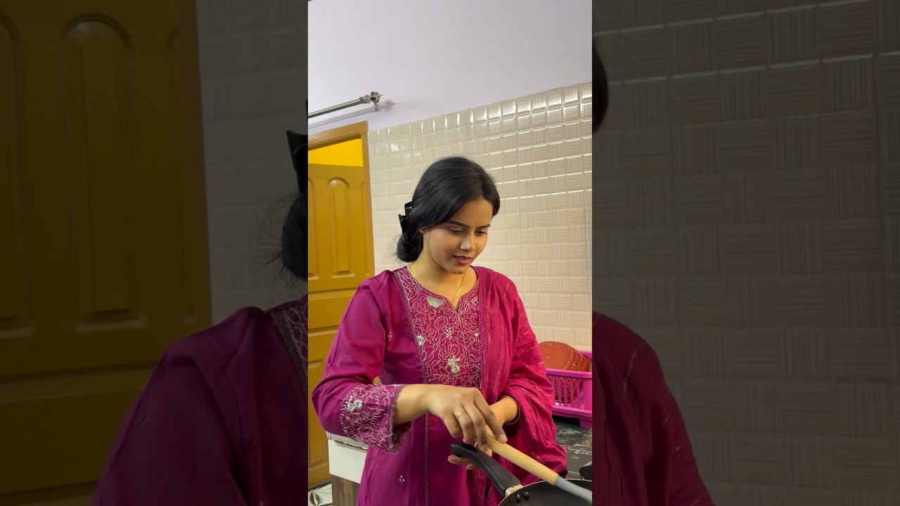 Bengali style poha recipe #foodvlog #bengalifood #cooking #minivlog #recipe #shorts #food #breakfast Bengali style poha recipe #foodvlog #bengalifood #cooking #minivlog #recipe #shorts #food #breakfast