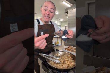 Braised chicken and potatoes #cheapeats #dinner #dinnerideas #chicken #healthy #everydayisfeastday