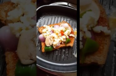 grilled veggies cheesyyy bread slice #healthy #tasteintravel #love
