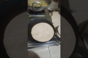 Roti fulane ka sehi tarika#roti#ytshorts#flatbread#chapati#information#healthy#phulka