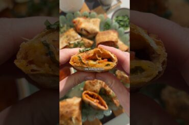 Cheesy, crispy and healthy pizza rolls #easyhealthyrecipes #vegetarianrecipies