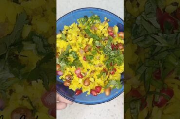 Poha for Breakfast | Best & Healthy Breakfast Recipe #breakfastideas #shortsfeed #shorts #breakfast