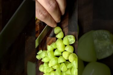 Can a healthy salad really be sweet, bitter, and crunchy all at the same time?